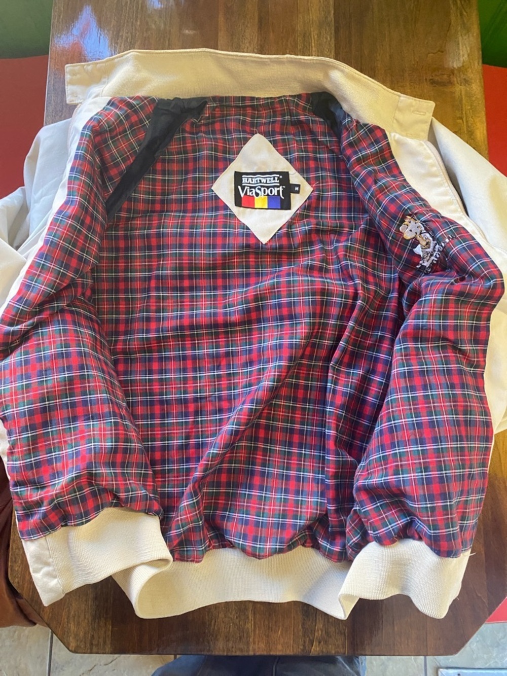 Via Sport Peanut Woodstock Open Cream Jacket with Red Tartan Lining - Picture 2 of 5